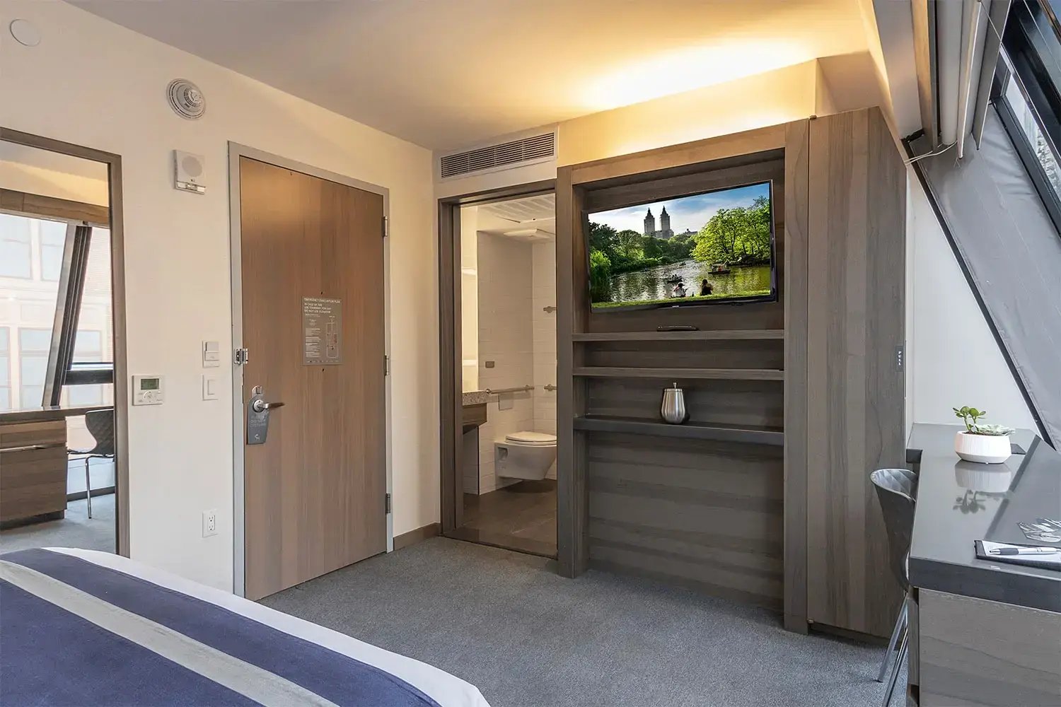 Room1901b-1