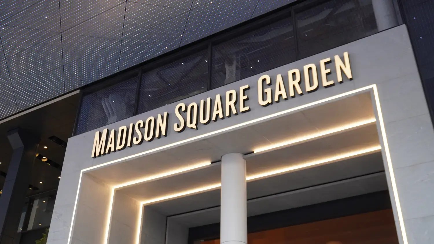 Madison Square Garden - Image by Xackery Irving / Shutterstock.com